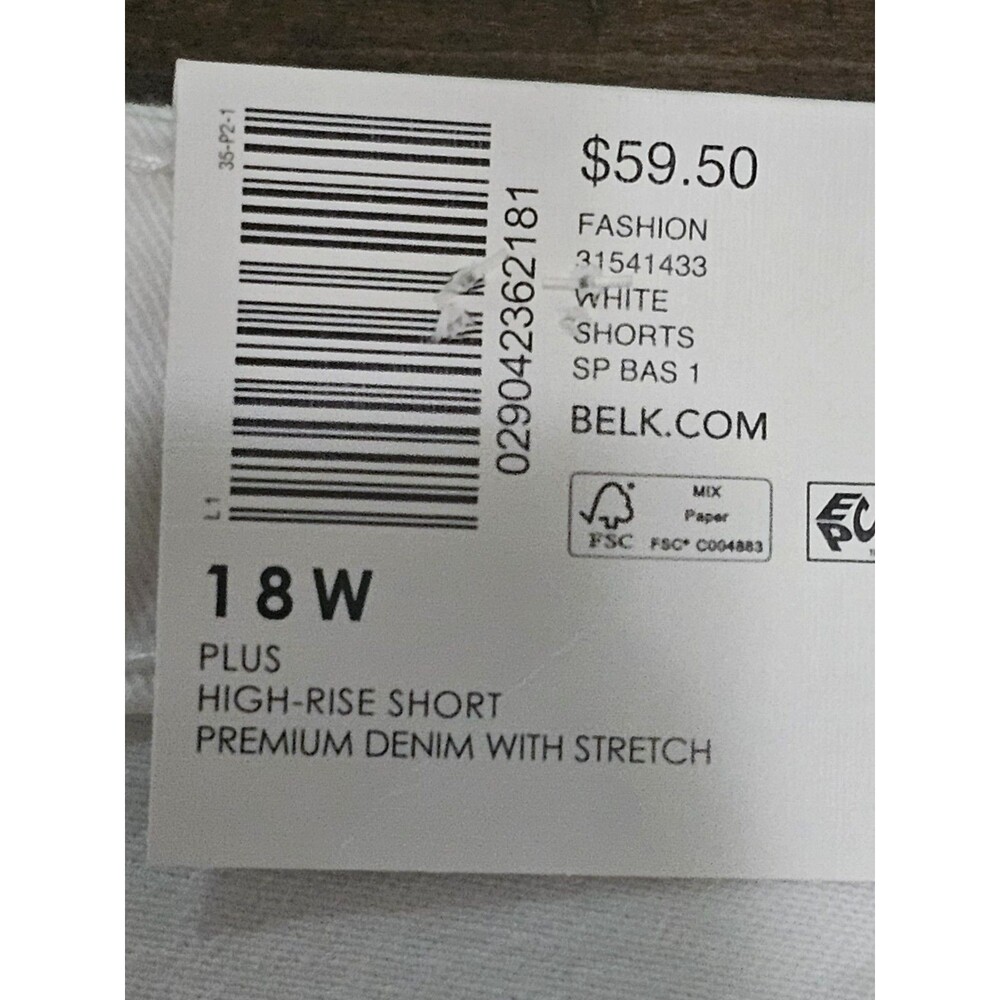 Crown & Ivy Womens High Rise White Denim Shorts Size 18W New - Picture 7 of 10